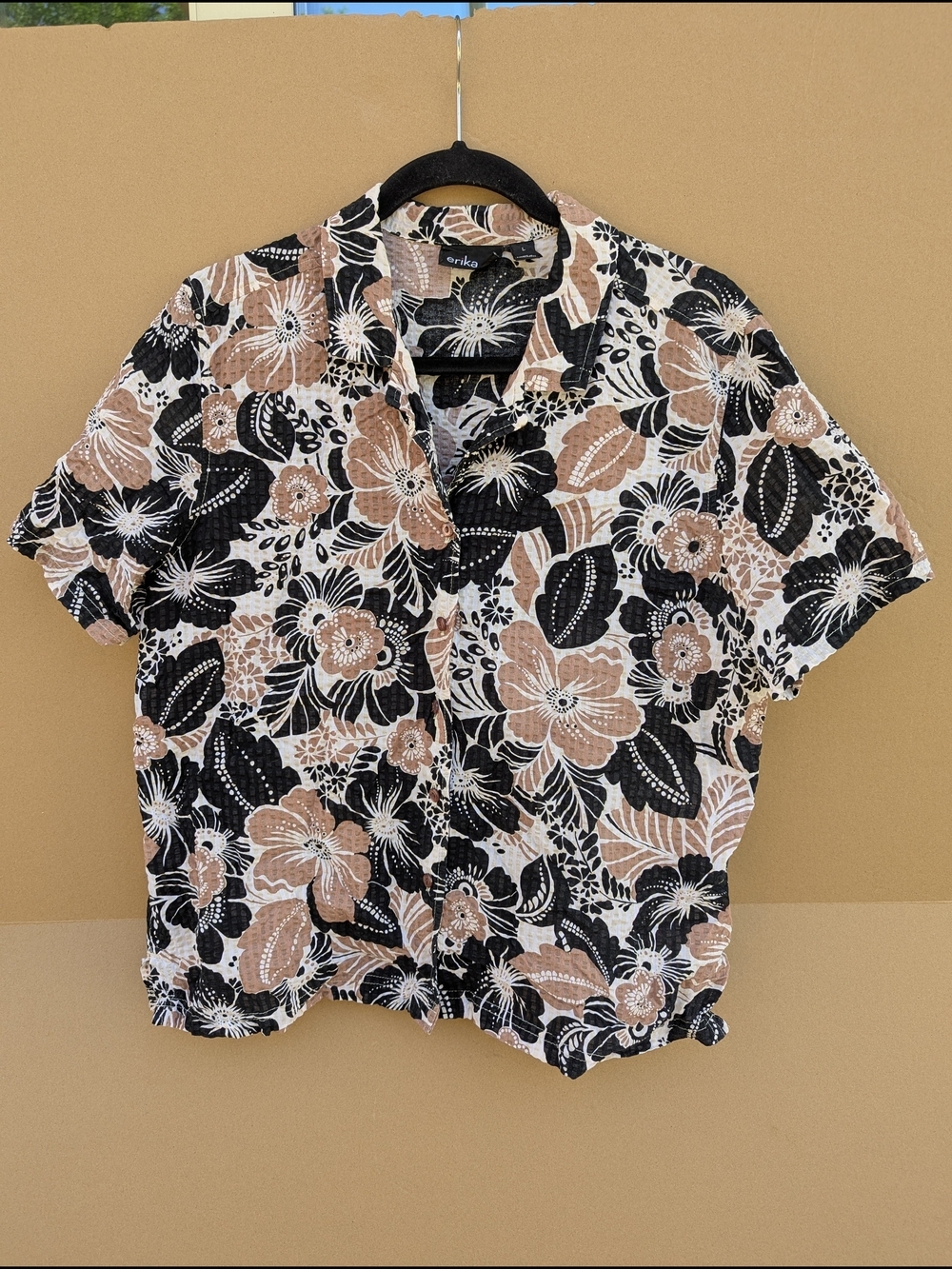 Erika Floral Crinkle Gauze Button Up Shirt Large Black Tan Short Sleeve Camp